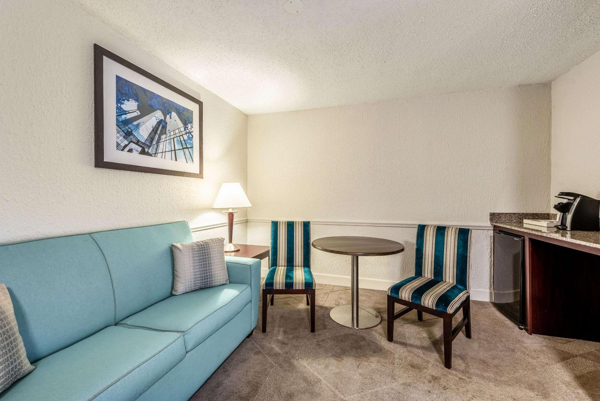 The Blu Hotel Blue Ash Cincinnati, Ascend Hotel Collection Eksteriør bilde
