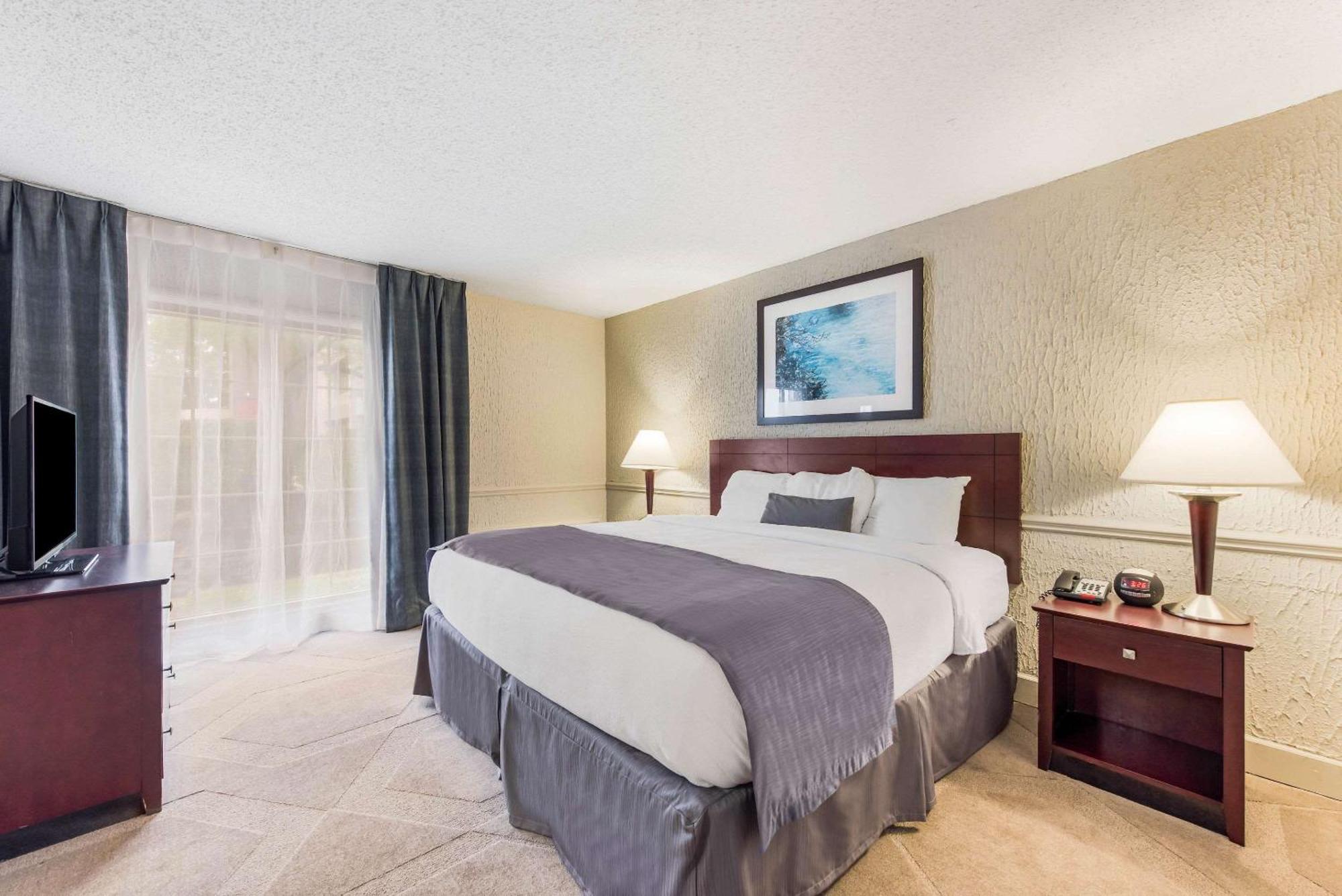 The Blu Hotel Blue Ash Cincinnati, Ascend Hotel Collection Eksteriør bilde